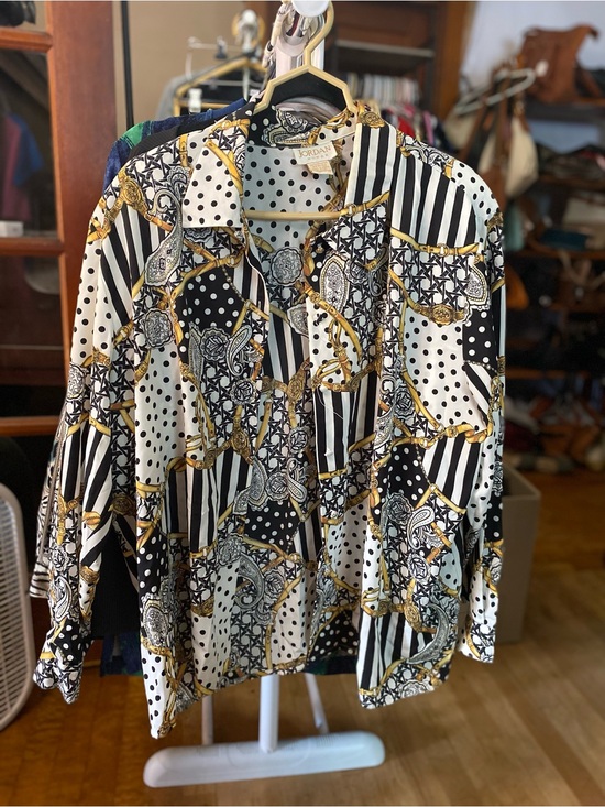 Jordan Tops - Jordan Black, White & Gold Chain-Print Button-Down Shirt